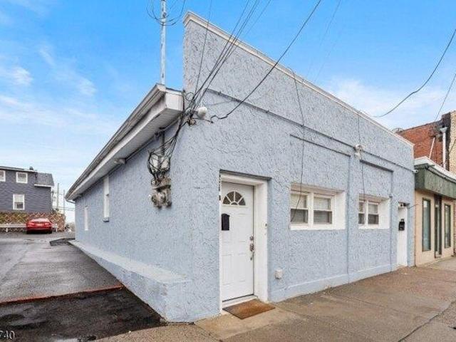 House for sale in Garfield, New Jersey