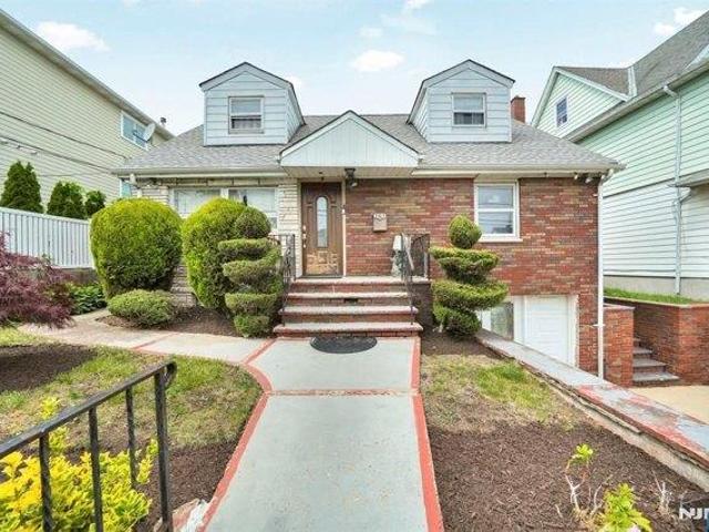 House for sale in Garfield, New Jersey