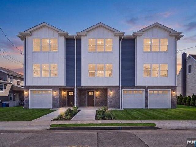 Condo for sale in Garfield, Bergen County