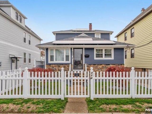 House for sale in Garfield, New Jersey