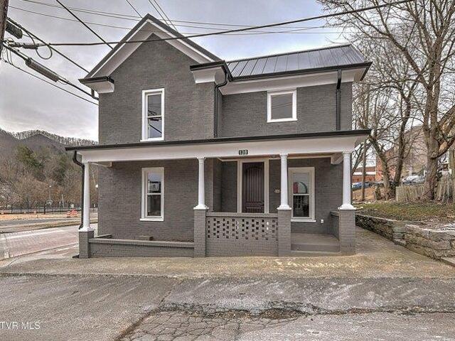 House for sale in Virginia