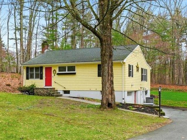 House for sale in Georgetown, Massachusetts