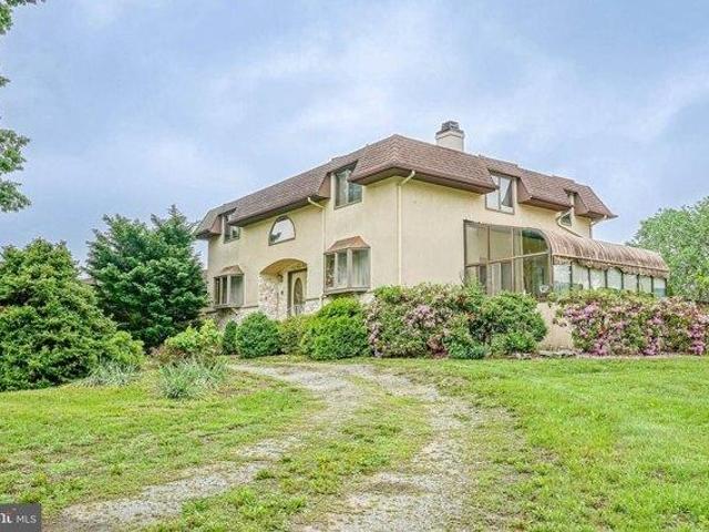 House for sale in Gibbstown House for sale in Gibbstown