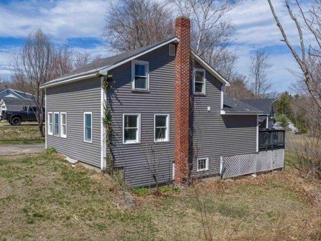 House for sale in New Hampshire