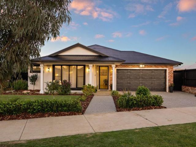 House for sale in Gisborne, Victoria