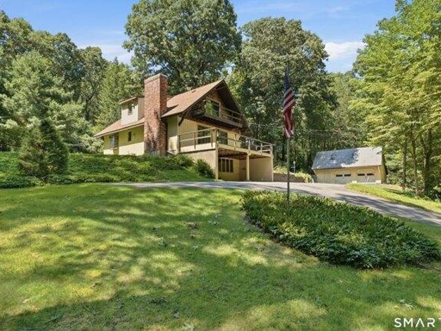 House for sale in Glastonbury, Connecticut