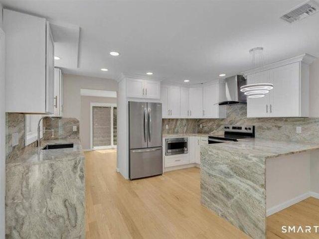 House for sale in Glastonbury, Connecticut