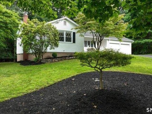 House for sale in Glastonbury, Connecticut