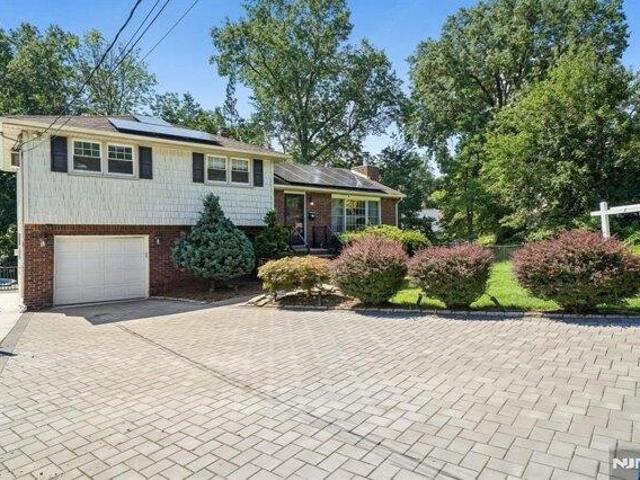 House for sale in Glen Rock, New Jersey