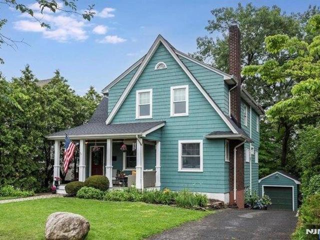 House for sale in Glen Rock