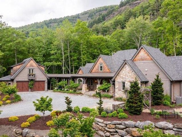 House for sale in Glenville
