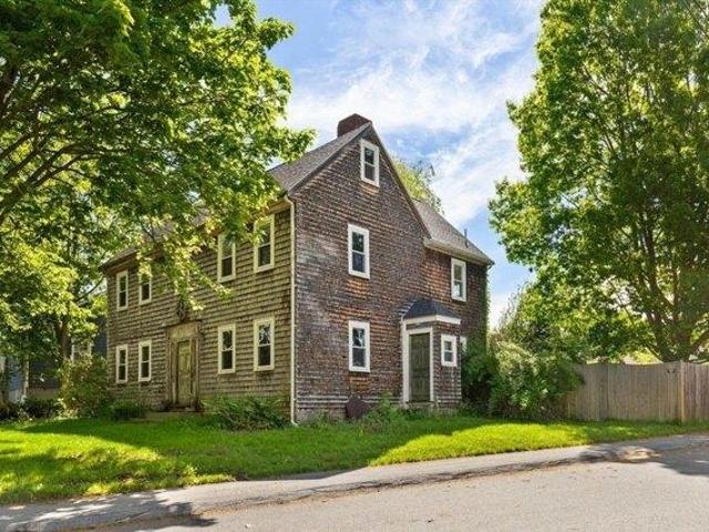 House for sale in Gloucester, Massachusetts