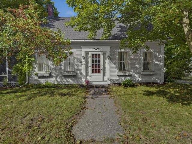 House for sale in Goffstown, Hillsborough County