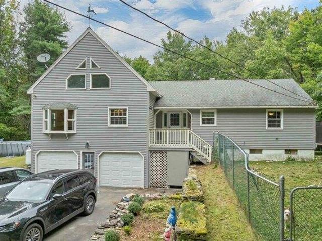 House for sale in Goffstown, Hillsborough County
