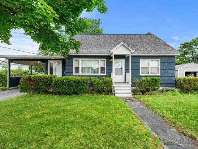 House for sale in New Hampshire