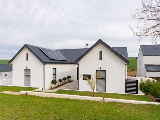 Apartment for sale in Malmesbury, Western Cape