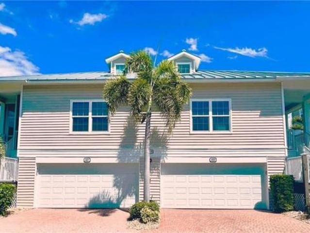 House for sale in Goodland House for sale in Goodland