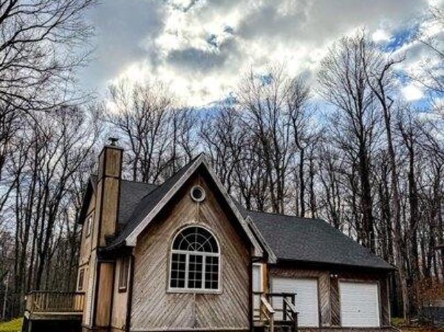 House for sale in Newfoundland, Pennsylvania