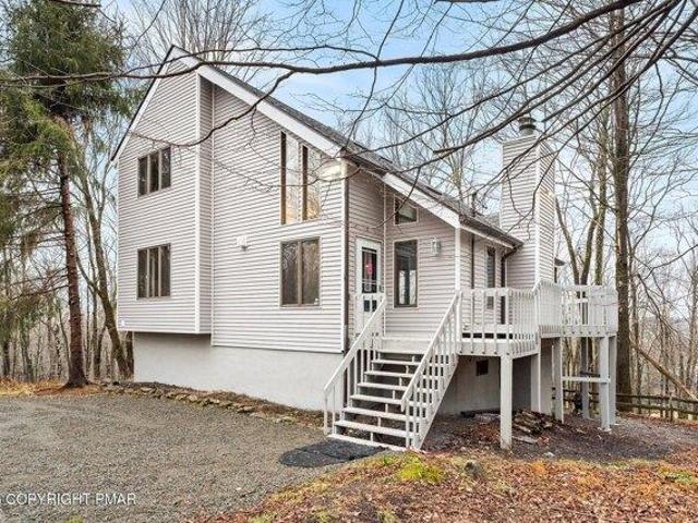 House for sale in Newfoundland, Pennsylvania