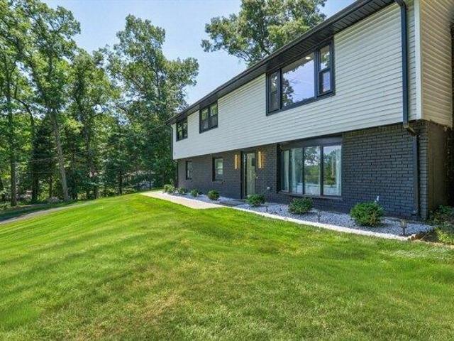 House for sale in Grafton, Massachusetts