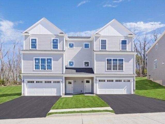 Condo for sale in Grafton, Massachusetts