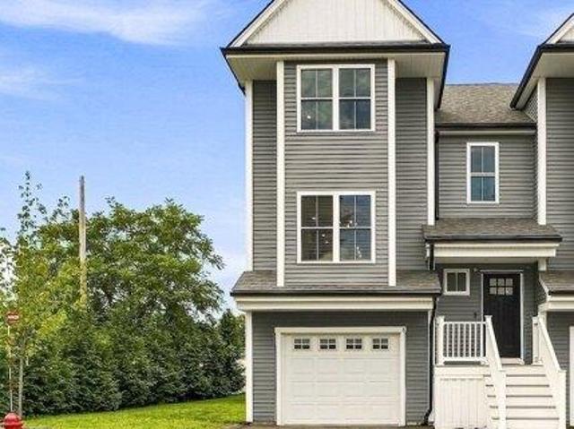 Condo for sale in Farnumsville, Grafton