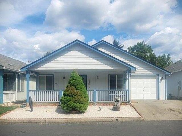 House for sale in Oregonia