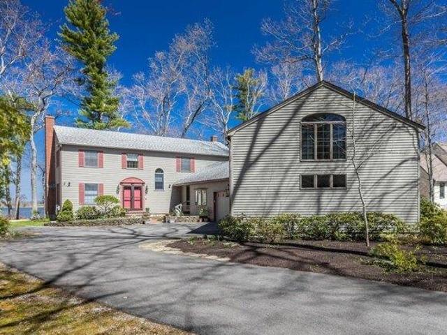 House for sale in New Hampshire