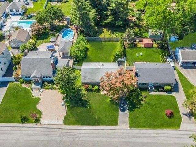 House for sale in Huntington, New York