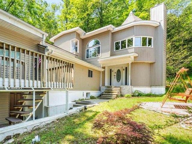 House for sale in Greentown, Pennsylvania