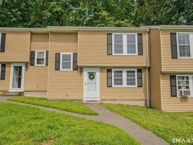 House for sale in Poquonock Bridge, Groton
