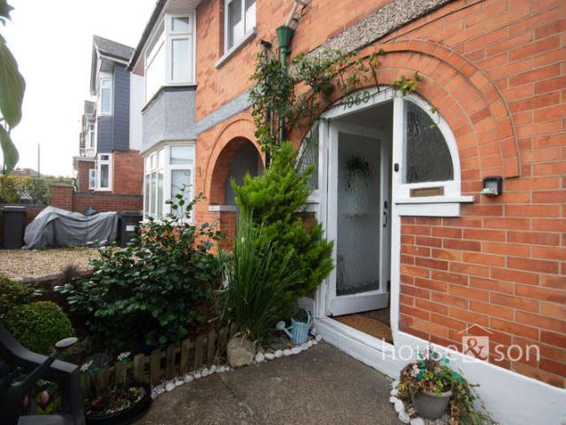 Flat for sale in Moordown, Bournemouth