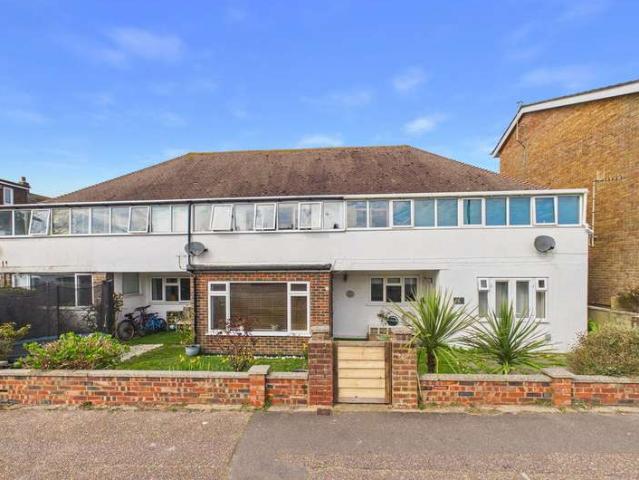 Flat for sale in Fishersgate, West Sussex