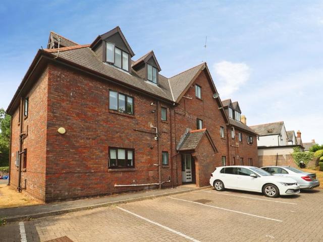 Flat for sale in Falcon Lodge, Wales