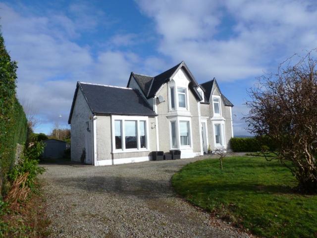 Flat for sale in Dunoon, Scotland