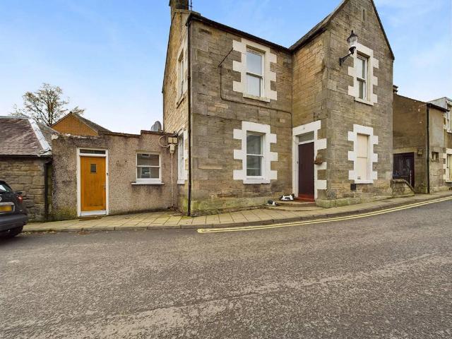 Flat for sale in West Linton, Scotland