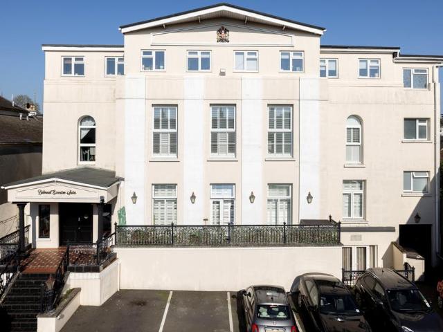 Flat for sale in St Helier, Greater London