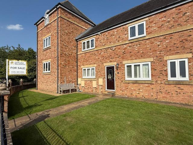 Flat for sale in Isle Of Man