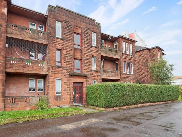 Flat for sale in Claythorn, Glasgow