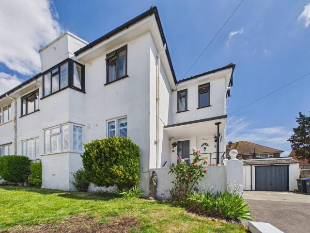 Flat for sale in West Worthing, Worthing