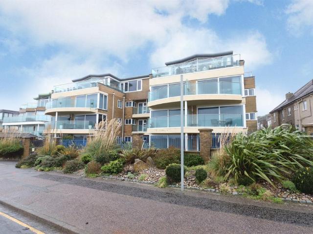 Flat for sale in Boscombe, Bournemouth