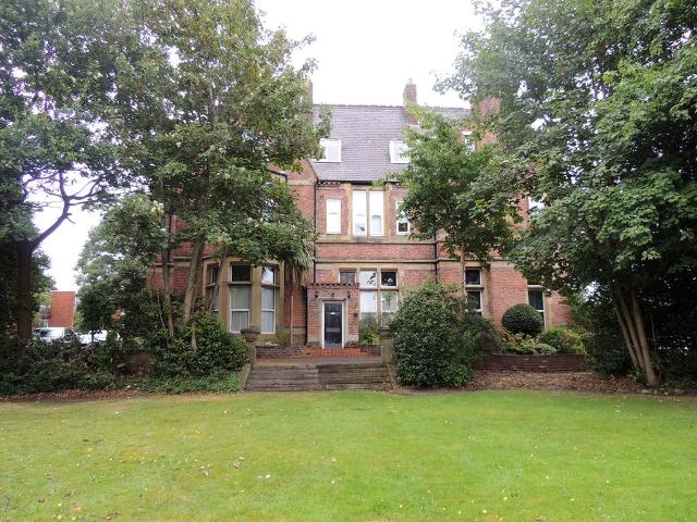 Flat for sale in Trafford Park, Greater Manchester