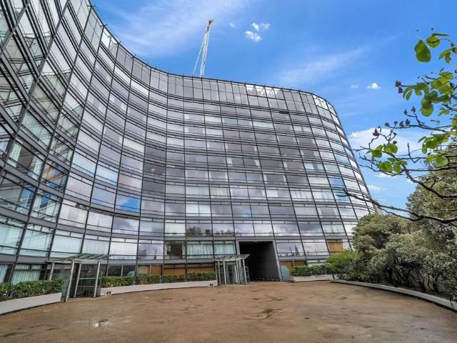 Flat for sale in South Lambeth, Isle Of Man
