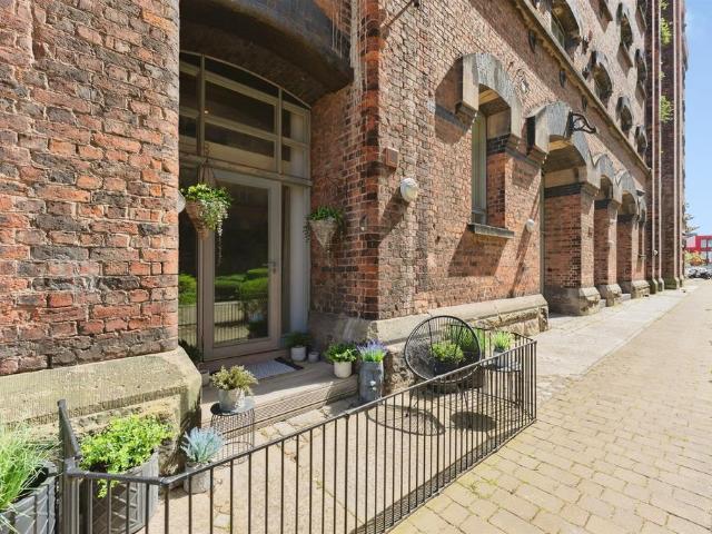 Flat for sale in Birkenhead, Wirral