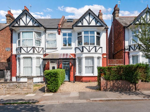 Flat for sale in Golders Green, Isle Of Man