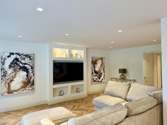 Flat for rent in Canford Cliffs, Poole