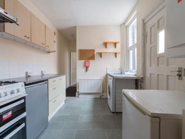 Flat for rent in Cradlewell, Sandyford