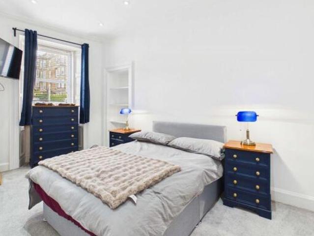 Flat for sale in Corstorphine, Scotland