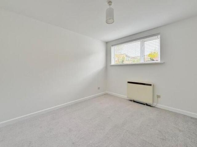 Flat for sale in Beech, East Hampshire