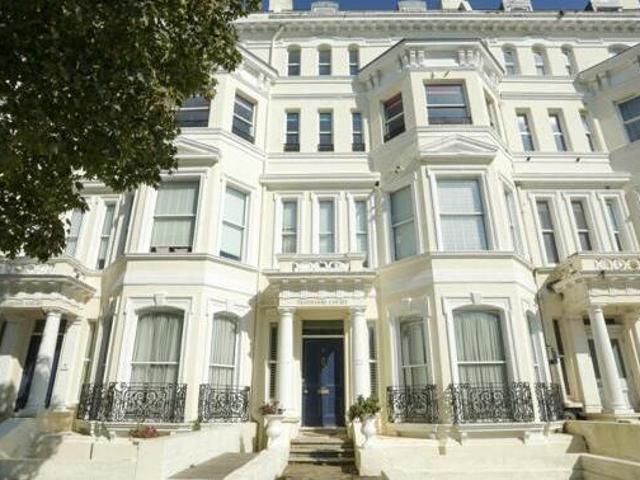 House for sale in Lynwood, Folkestone and Hythe
